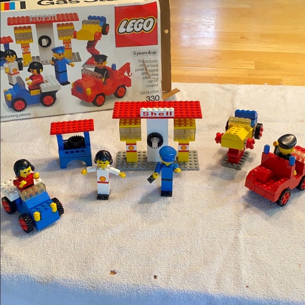 Lego Gas Station Set